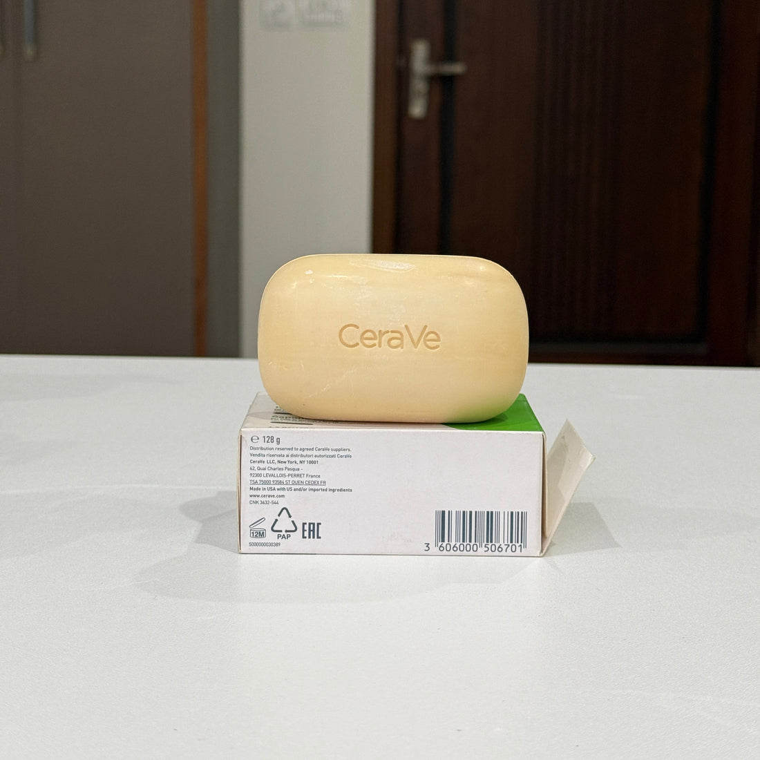 Hydrating cleanser Bar