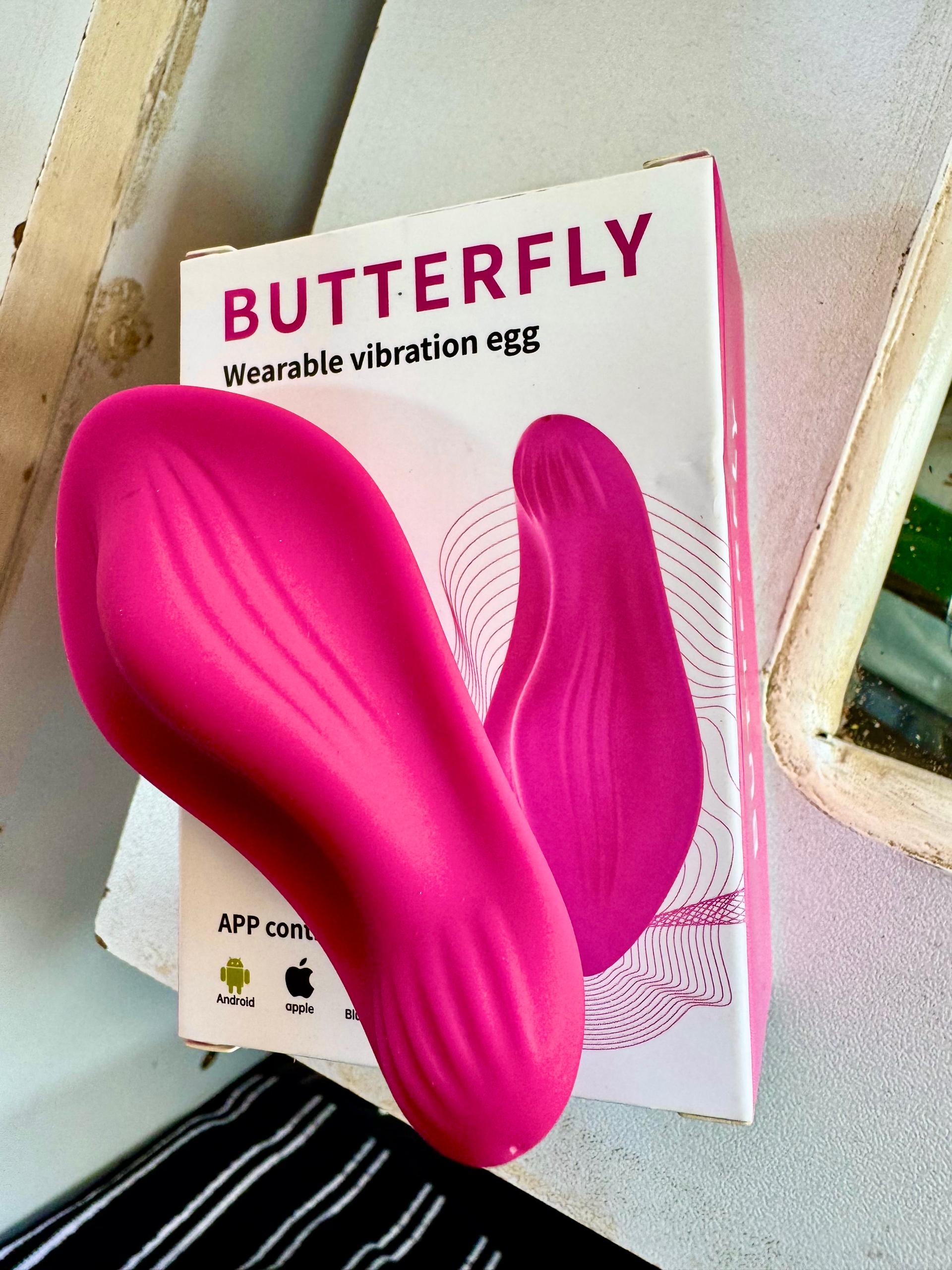 BUTTERFLY - Wearable vibration egg