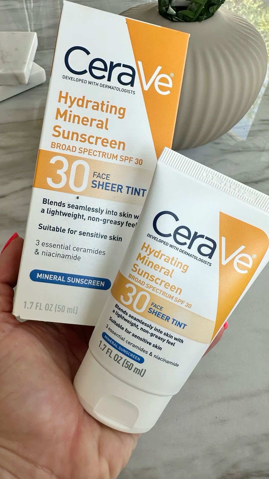 Sunscreen spf30